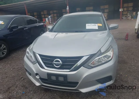 2016 Nissan Altima 2.5 S z USA, uszkodzony, nr VIN 1N4AL3AP1GN359076